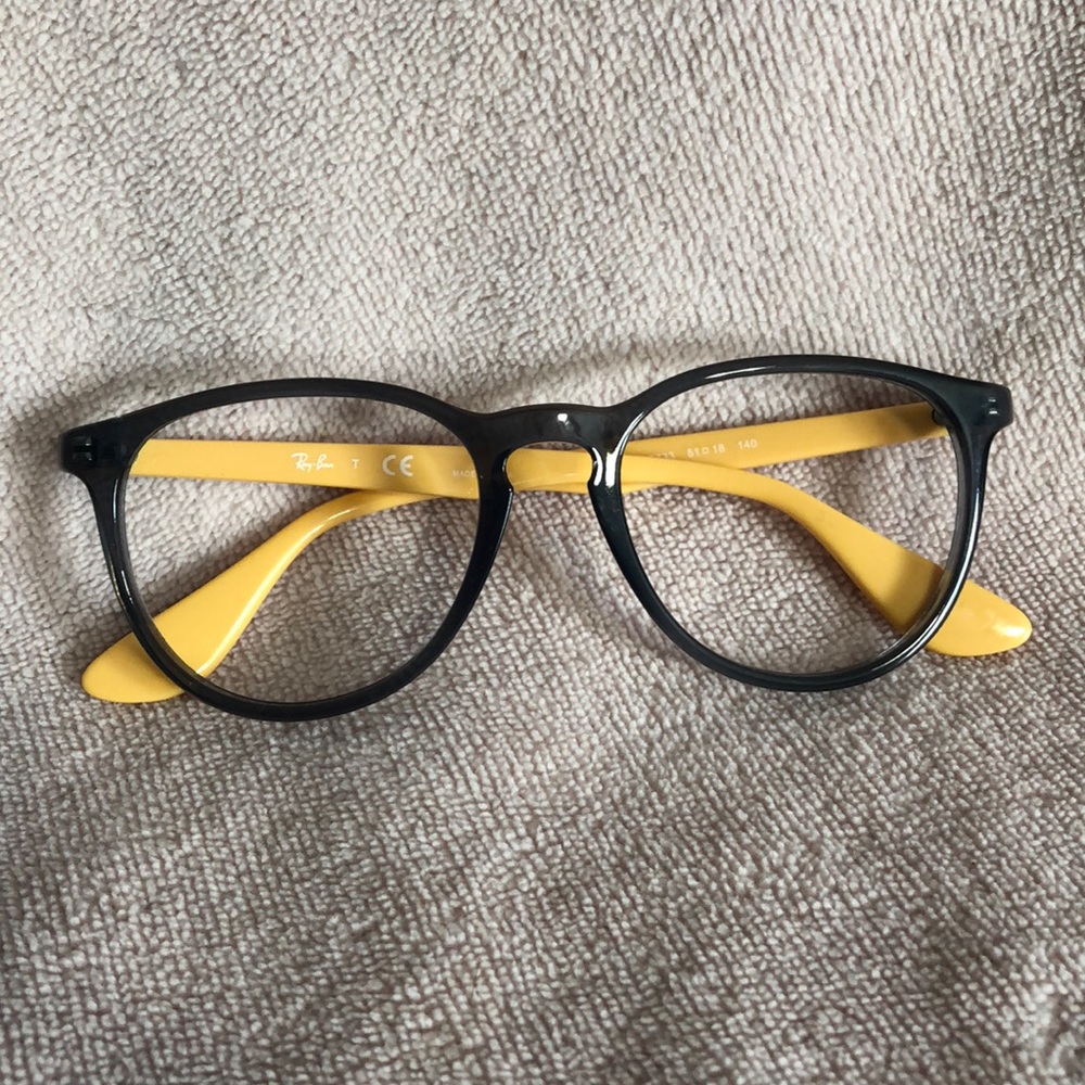 Ray-Ban Yellow and Grey round frames